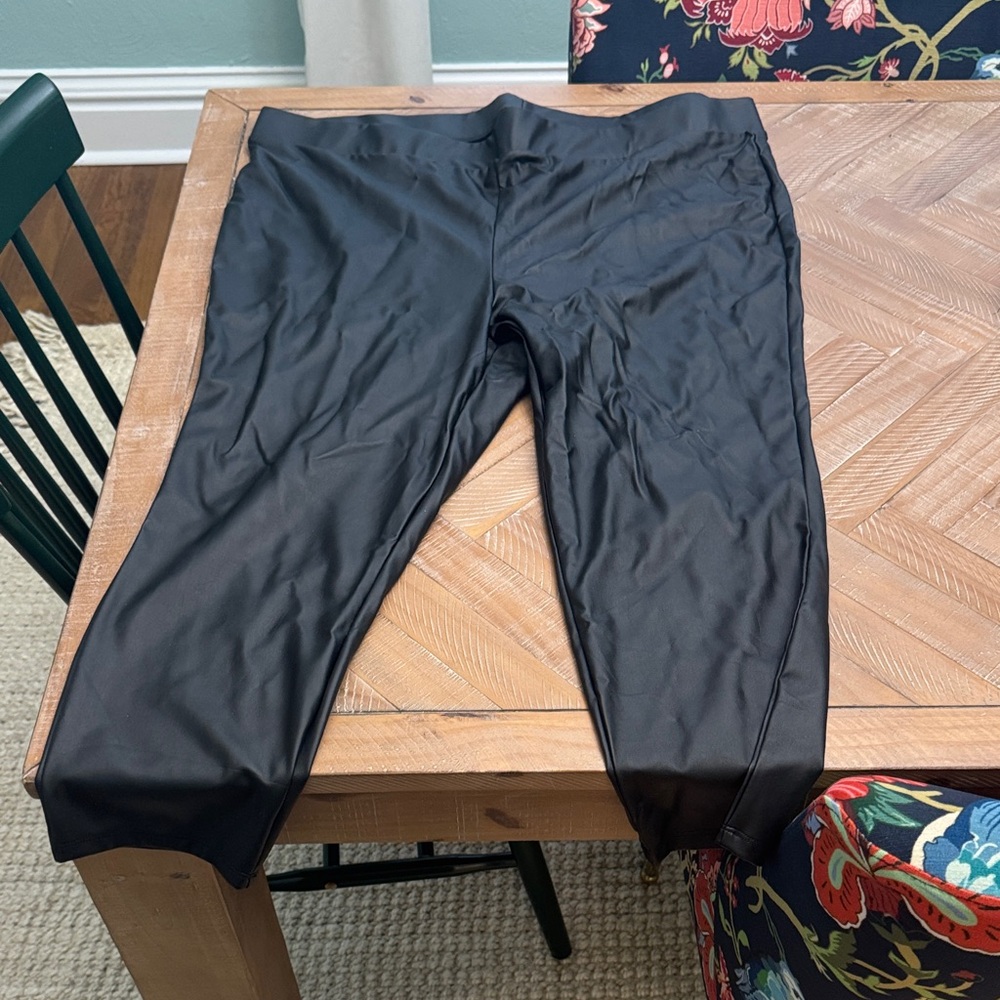 Black pleather Leggings
